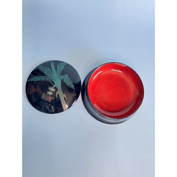 Handcrafted Ryukyu Lacquer Ware Co Black Trinket Box W/Palm Tree Red Interior - Picture 5 of 7